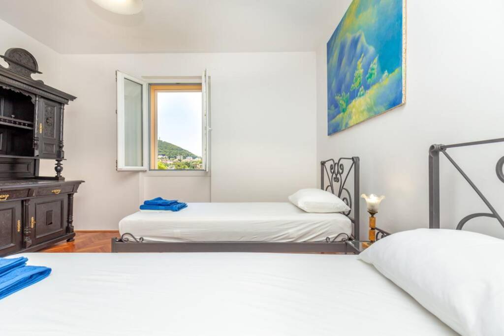 Art Gruz Apartment