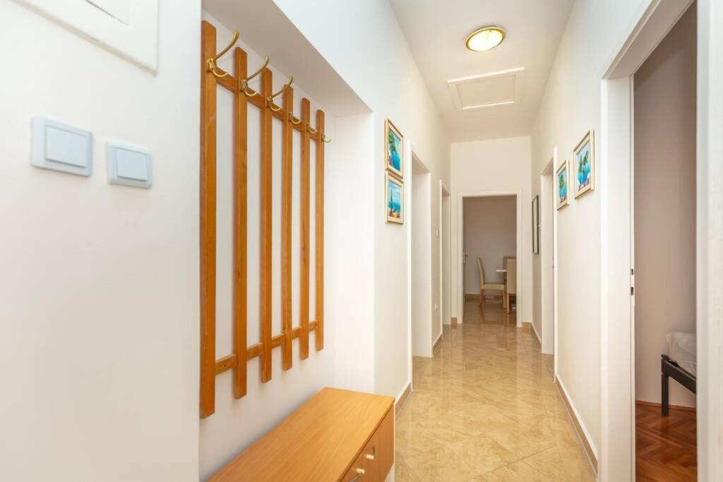 Apartment Art Gruz *